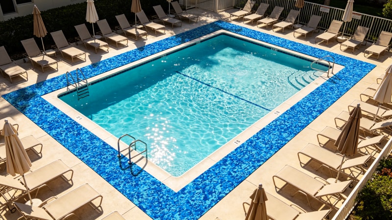 Bathtub & Pool (5).jpg