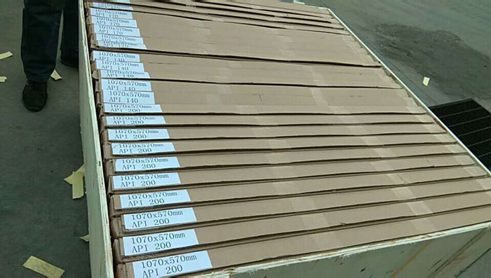 Shale shaker screens packed in export wooden cases for Argentina shipment