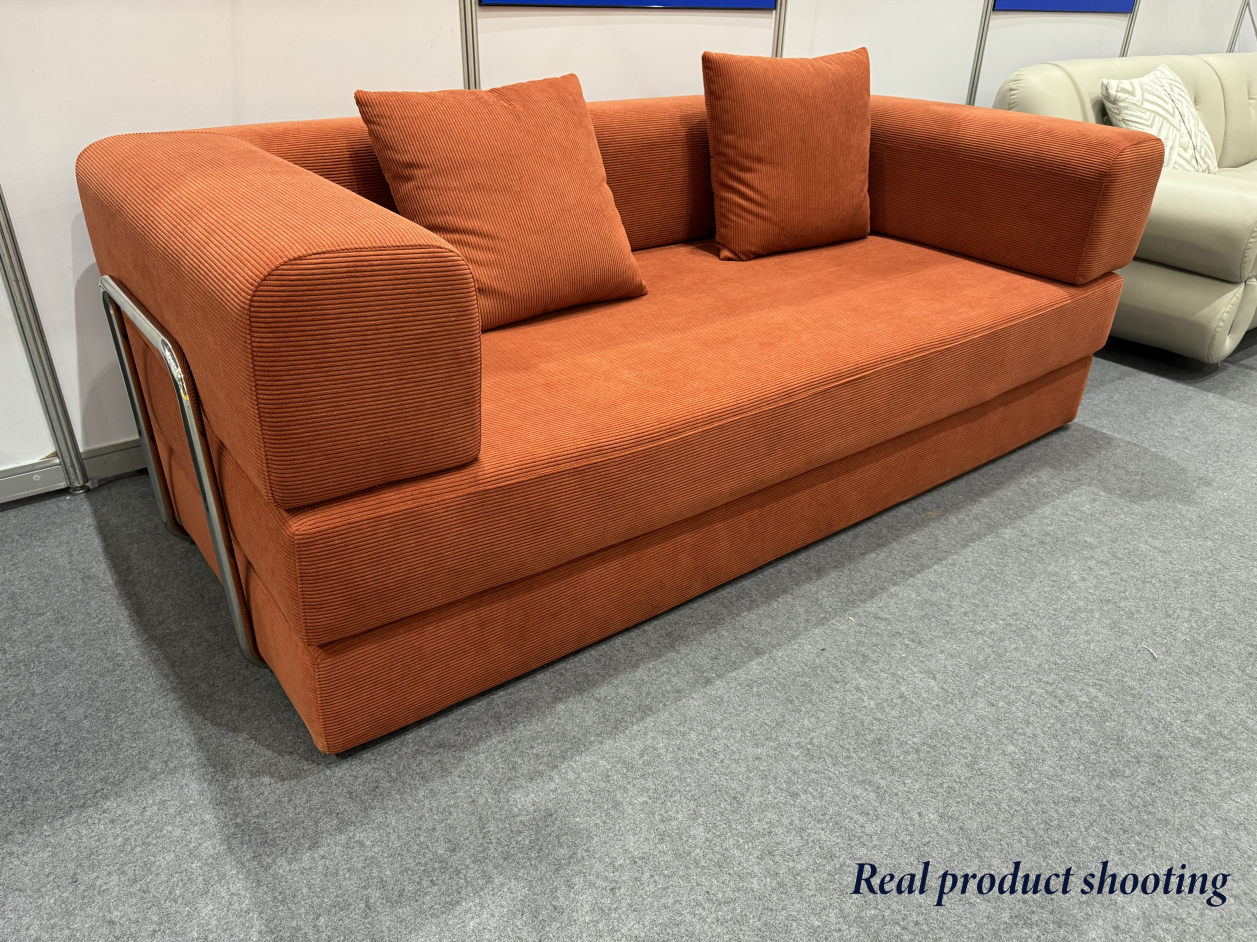 Versatile compressible sofa bed：A single sofa offers multiple sitting postures