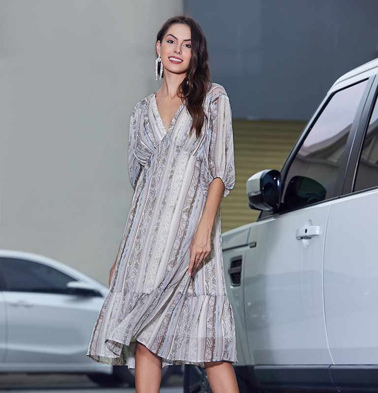 Spring and Summer Chiffon Printed Deep V Mid-Length Loose Casual Dress