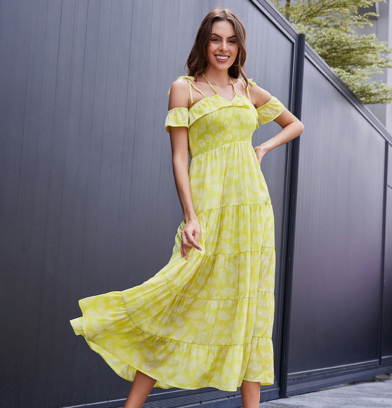 Spring And Summer New Temperament French V-neck Suspender Floral Dress