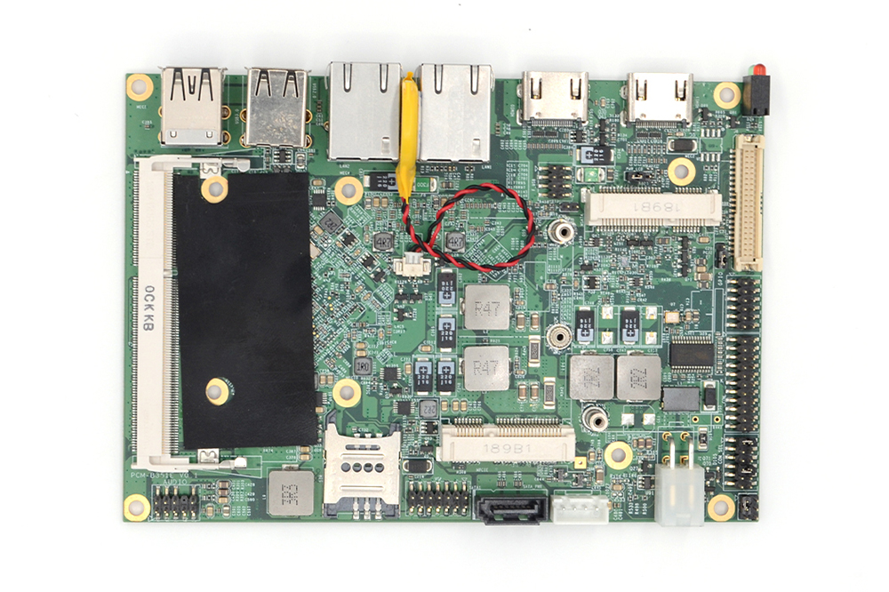3.5" Fanless X86 Industrial PC Board Supporting Wide Temperature Range