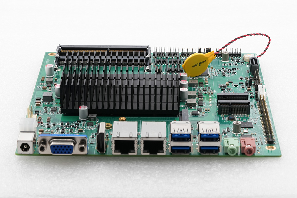 PCM-E170 industrial motherboard 2.jpg