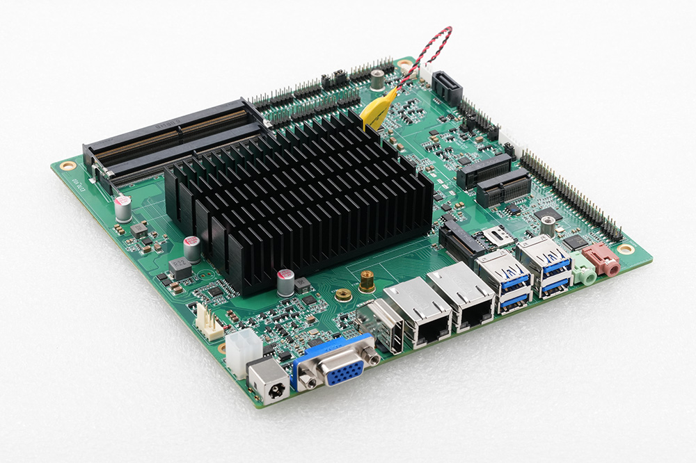 PCM-E170 industrial motherboard 3.jpg