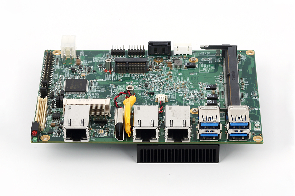 PCM-E352 industrial motherboard 02.jpg