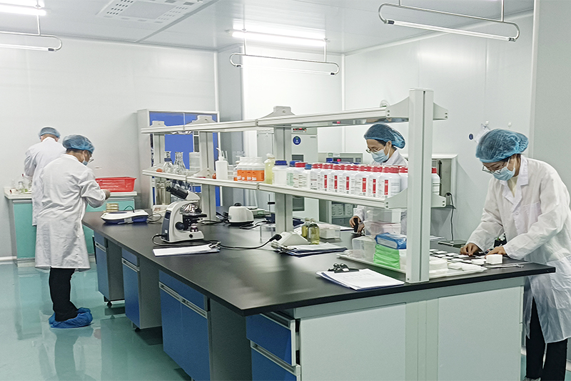 100000 level dust-free laboratory