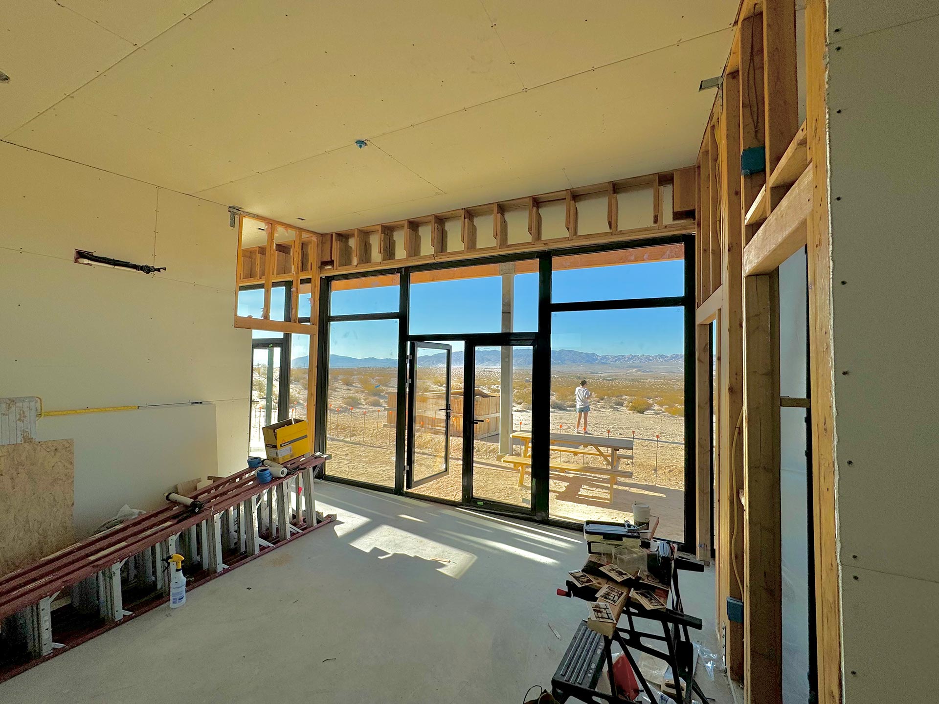 Desert Windows And Doors Project USA (1).jpg