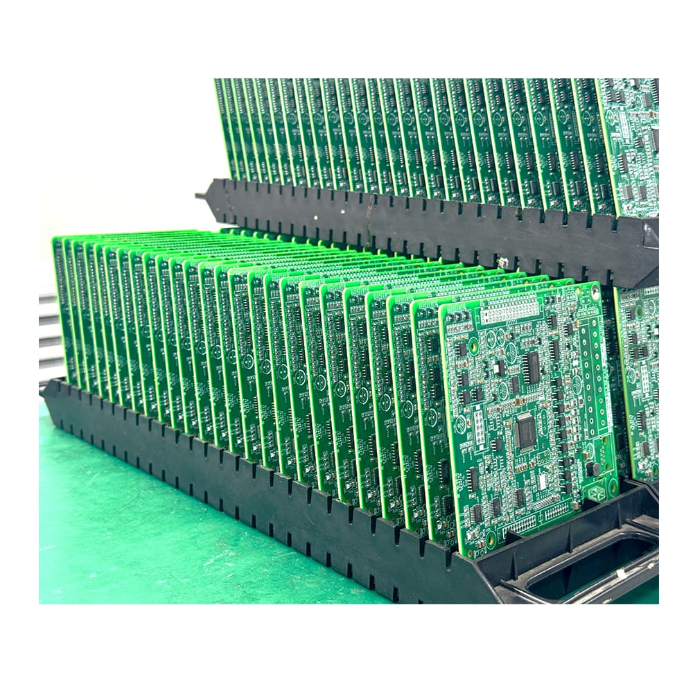 Sklapanje automobilskih PCB-ova_komprimirano