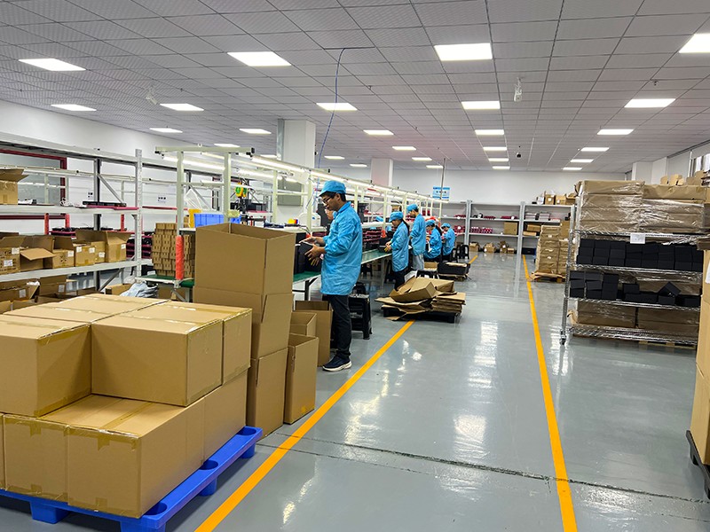 5-9-Professional-Packaging-&-Global-Shippingpng