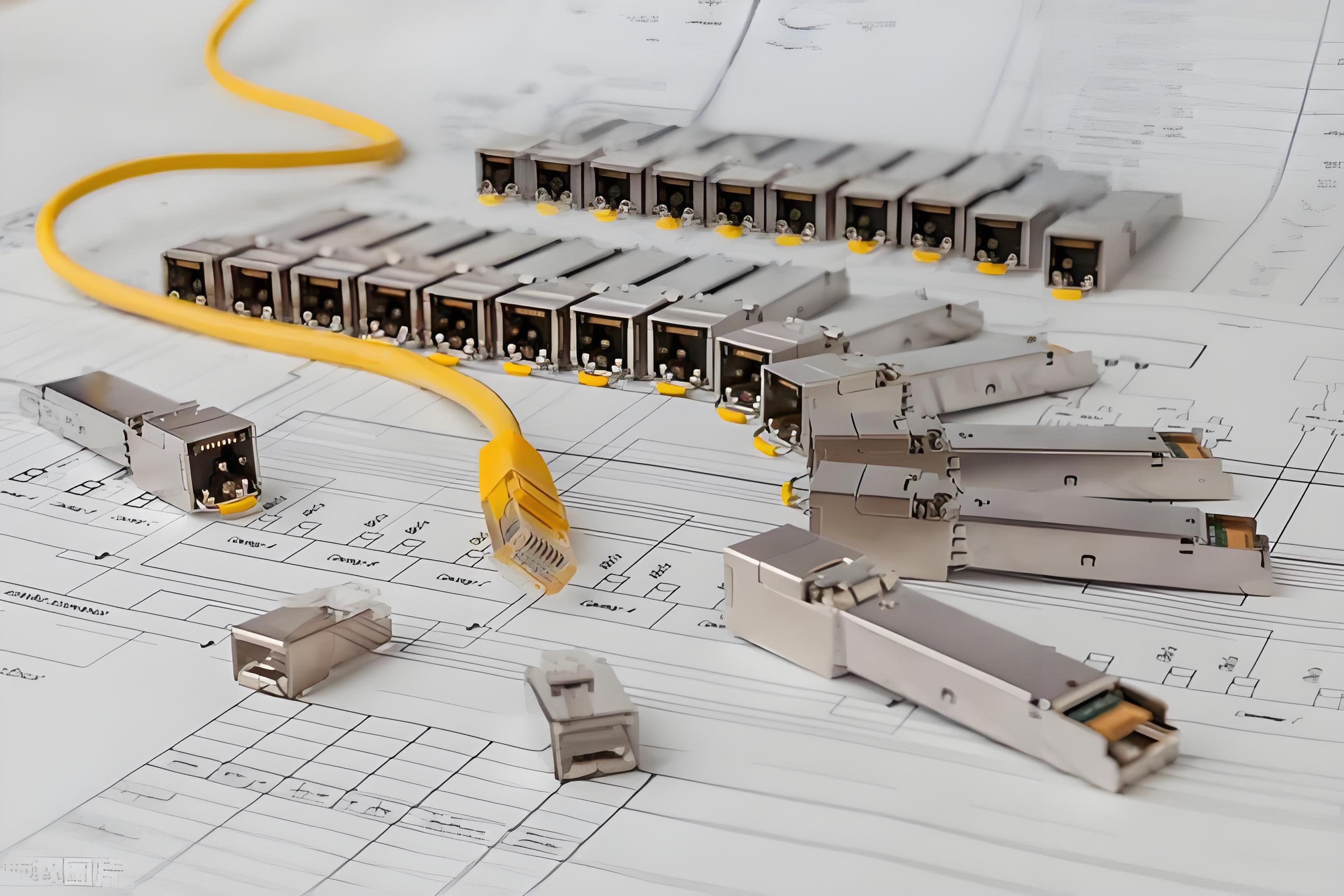 Módulo óptico para aplicaciones de telecomunicaciones.jpg