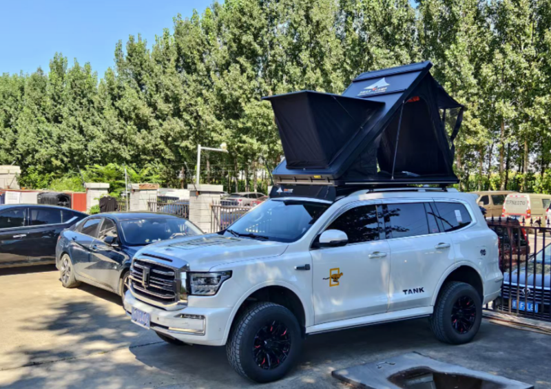 Rooftop Tent Pros and Cons – What to know before you buy