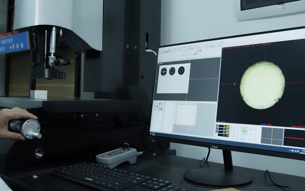 R & D (2)