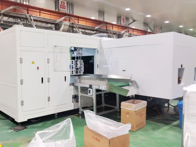 Side Entry PET Preform Take out Robot