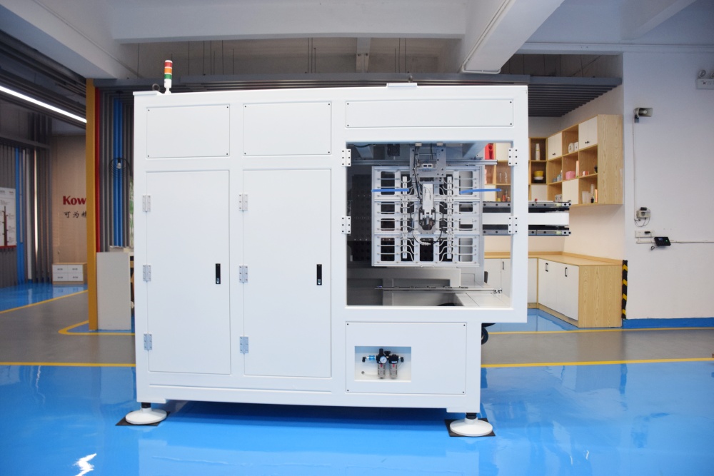 Side Entry PET Preform Take out Robot