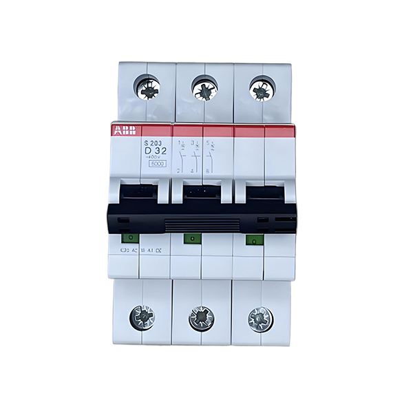 Автоматический переключатель ABB S203-D32 32A 3P 3kA 400V