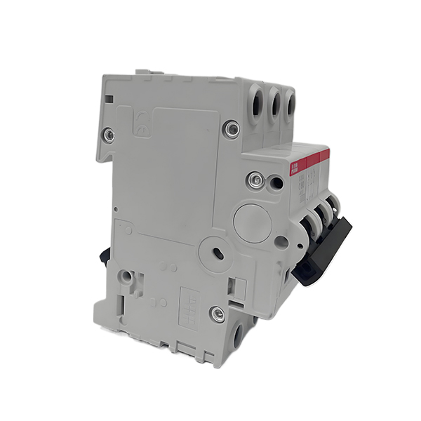 ABB SH203-C16 c 16A 3P 6kA 380V AC- э...