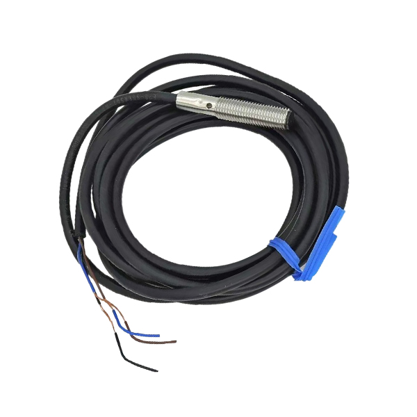 Индуктивный датчик приближения Omron E2A-S08KN04-WP-B1 2M