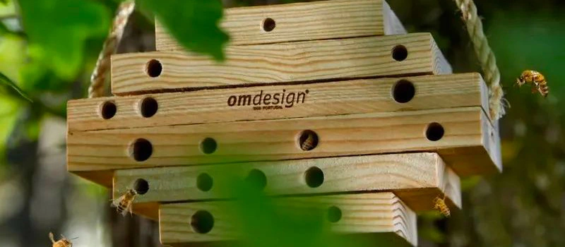 OMel honey packaging