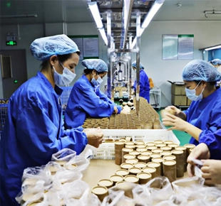 Production capacity and scale for large-volume custom packaging.