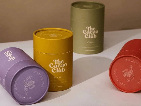 Экологичная бумажная туба для косметических средств, пригодная для вторичной переработки и биоразлагаемая.