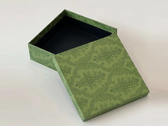 ਕਸਟਮ ਟਿਕਾਊ ਮੋਮਬੱਤੀ ਗੱਤੇ ਦੇ ਡੱਬੇ ਦੀ ਪੈਕੇਜਿੰਗ।