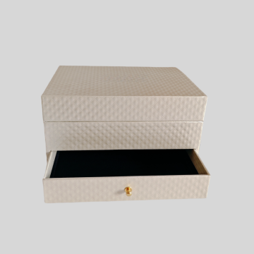 Maßgeschneiderte, hochwertige, umweltfreundliche Holzpapierkartonverpackung