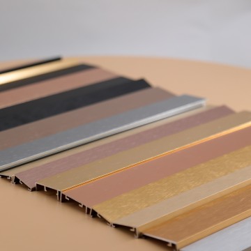 Profilé en aluminium à coins carrés pour cadre photo métallique