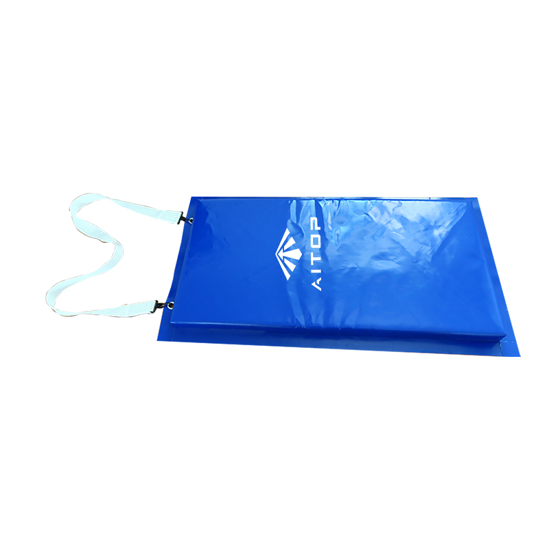 Cold resistant cheap PVC snow slider/Ski mat