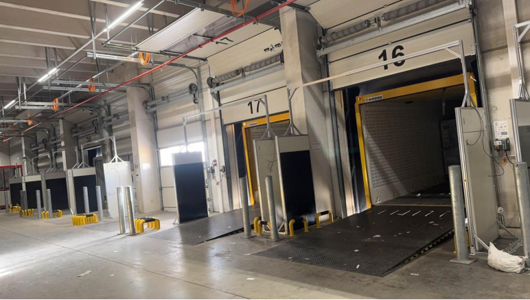 CrossBorder ECommerce 3PL Boosts Warehouse Speed and Accuracy with MingQ RFID Gateway Solution