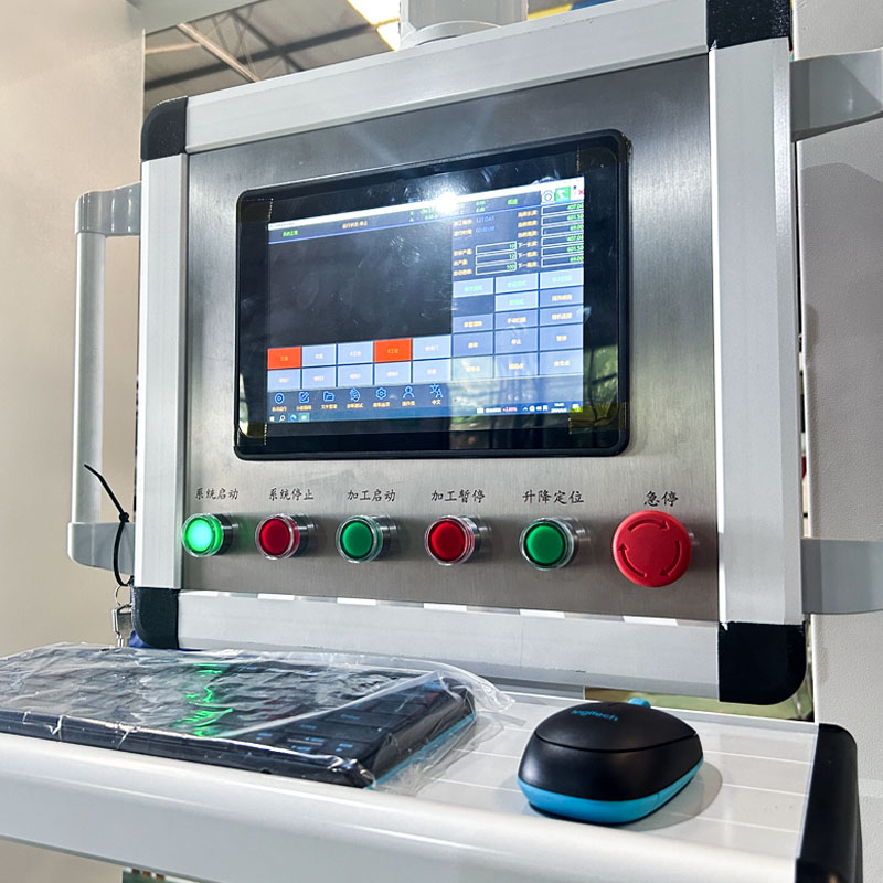 Cantilever control panelqzu
