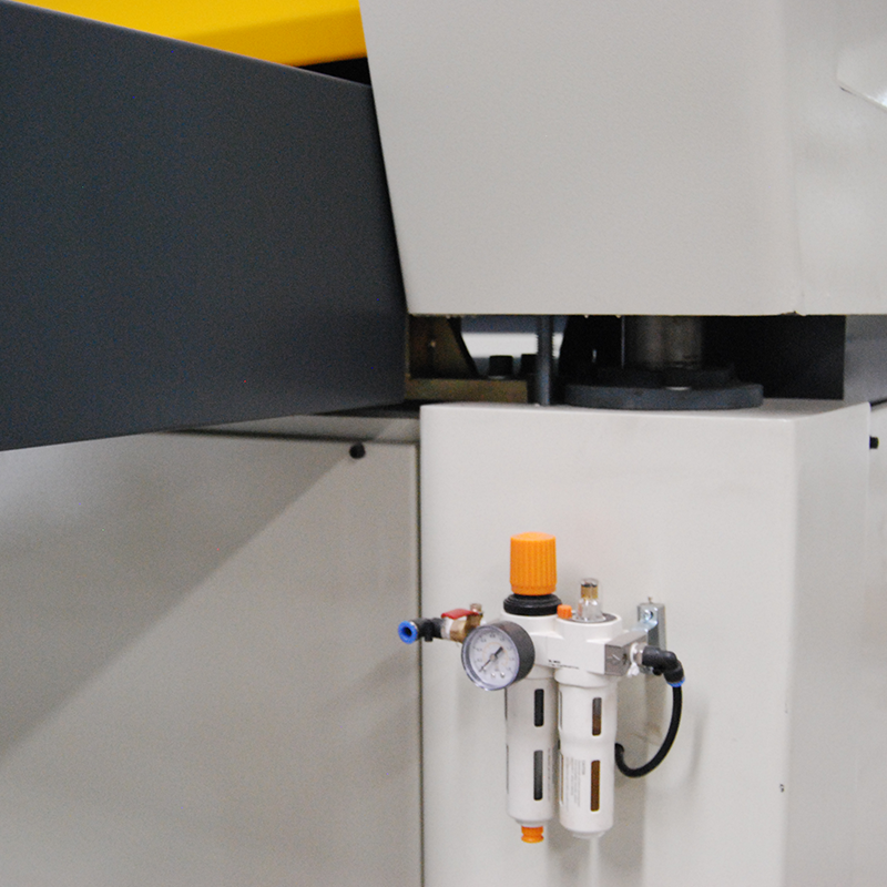 Auto-lifting Rack
