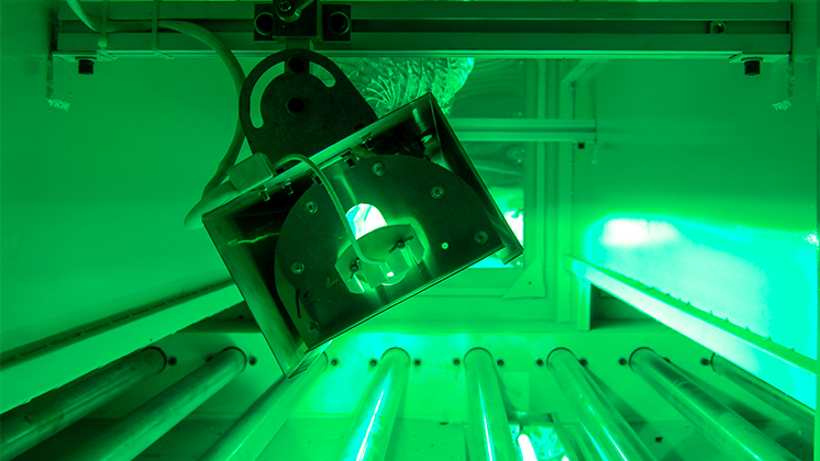 UV curing lamp.png