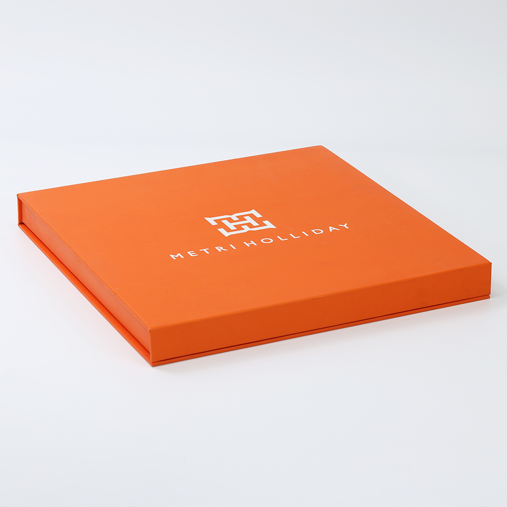 Rigid Empty Magnetic Closure Gift Paper Box For Scarves
