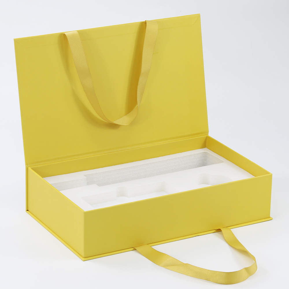 Luxury Magnetic Closure Gift Paper Box With Ribbon Handles