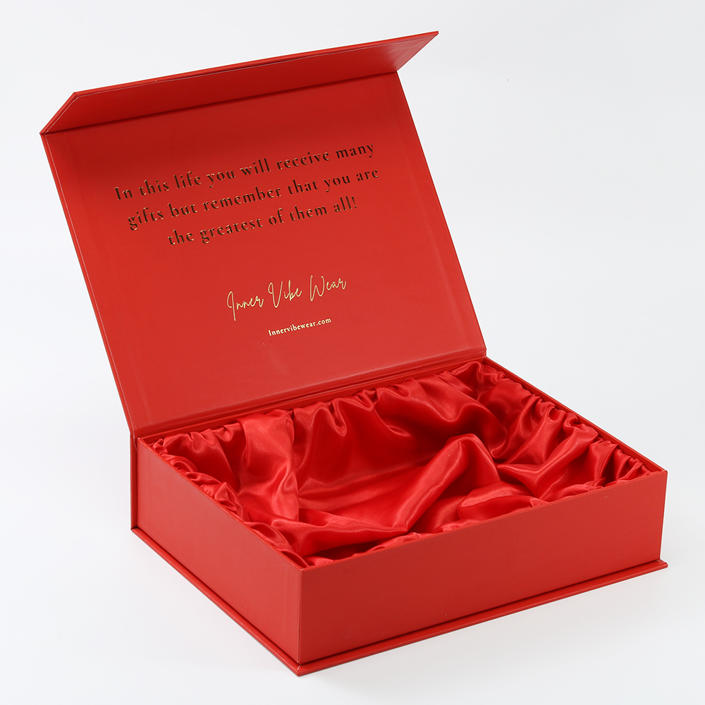 Red Satin Lined Rigid Gift Paper Box With Gold Foil Stamping Logo