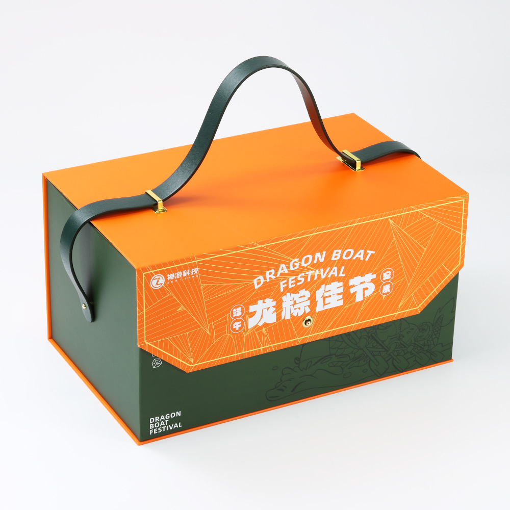 Luxury Holiday Gifts Packaging Paper Box With Leather Handle