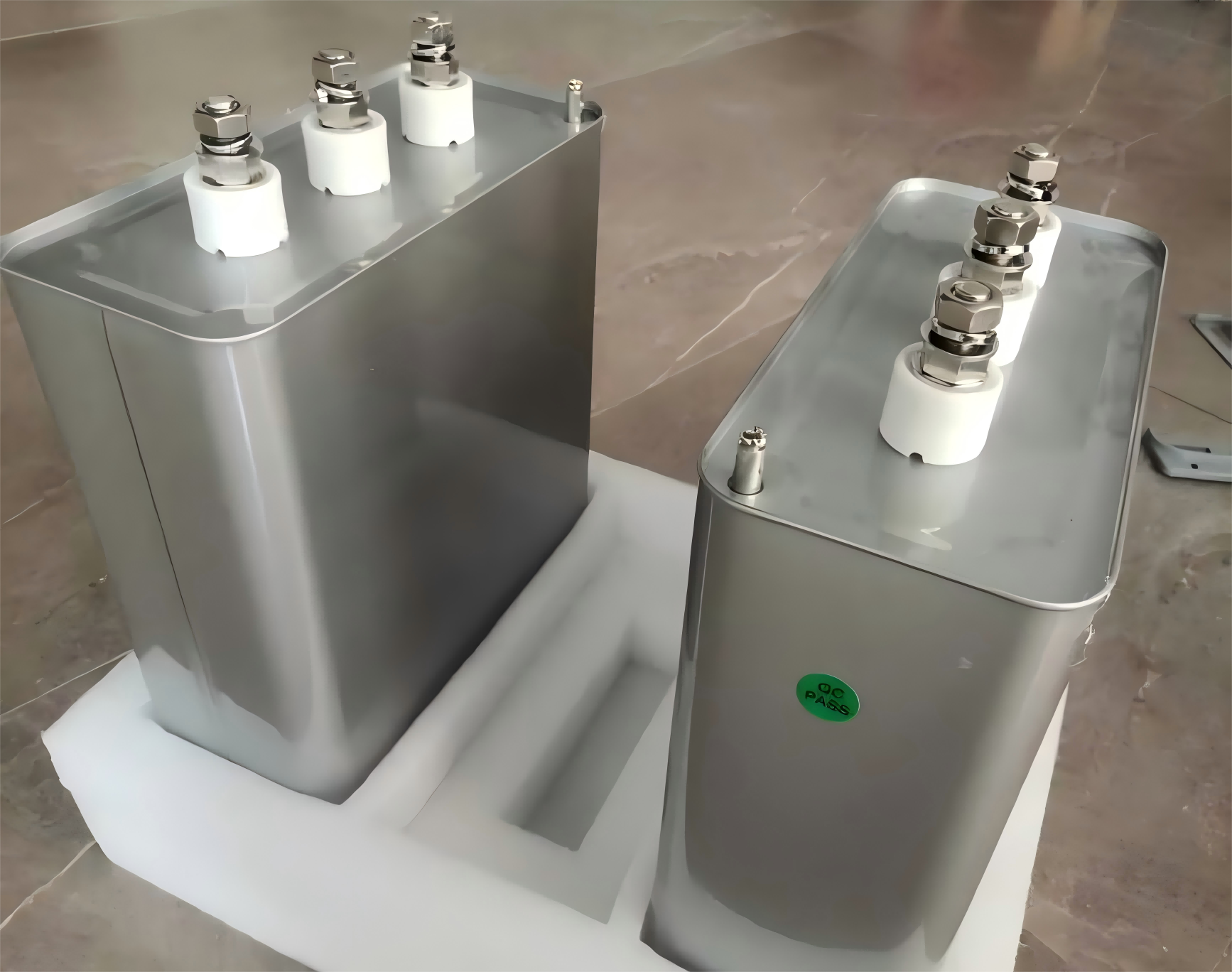 BSMJ0.25-3-3YN Series Self-Healing Power Capacitors High Quality Split Phase Compensation Capacitor BSMJ Low Power Three-phase Capacitor 250V AC Capacitor