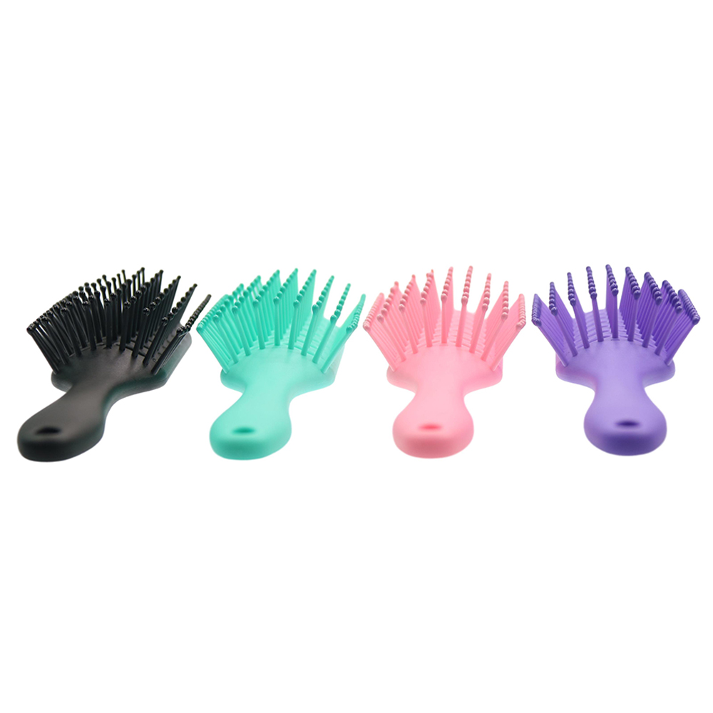 Combs made of TPEE have many advantages, including softness, elasticity and durability. They are ideal for combing tangled hair as the teeth are designed to easily untangl ( (3).jpg