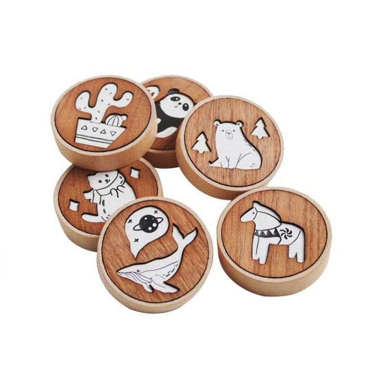Cute Wooden Customized Pattern Beer Bottle Opener Fridge Magnet