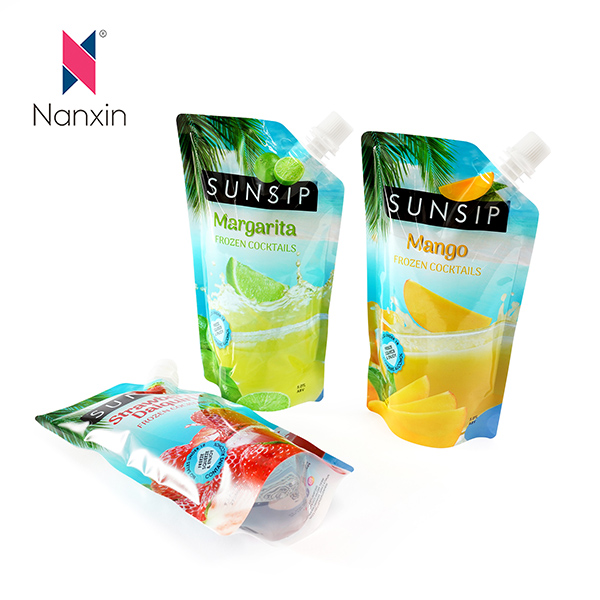 Китайский поставщик Custom Stand Up Pouches Packaging with Corner Spout For Liquid Cocktail Drink